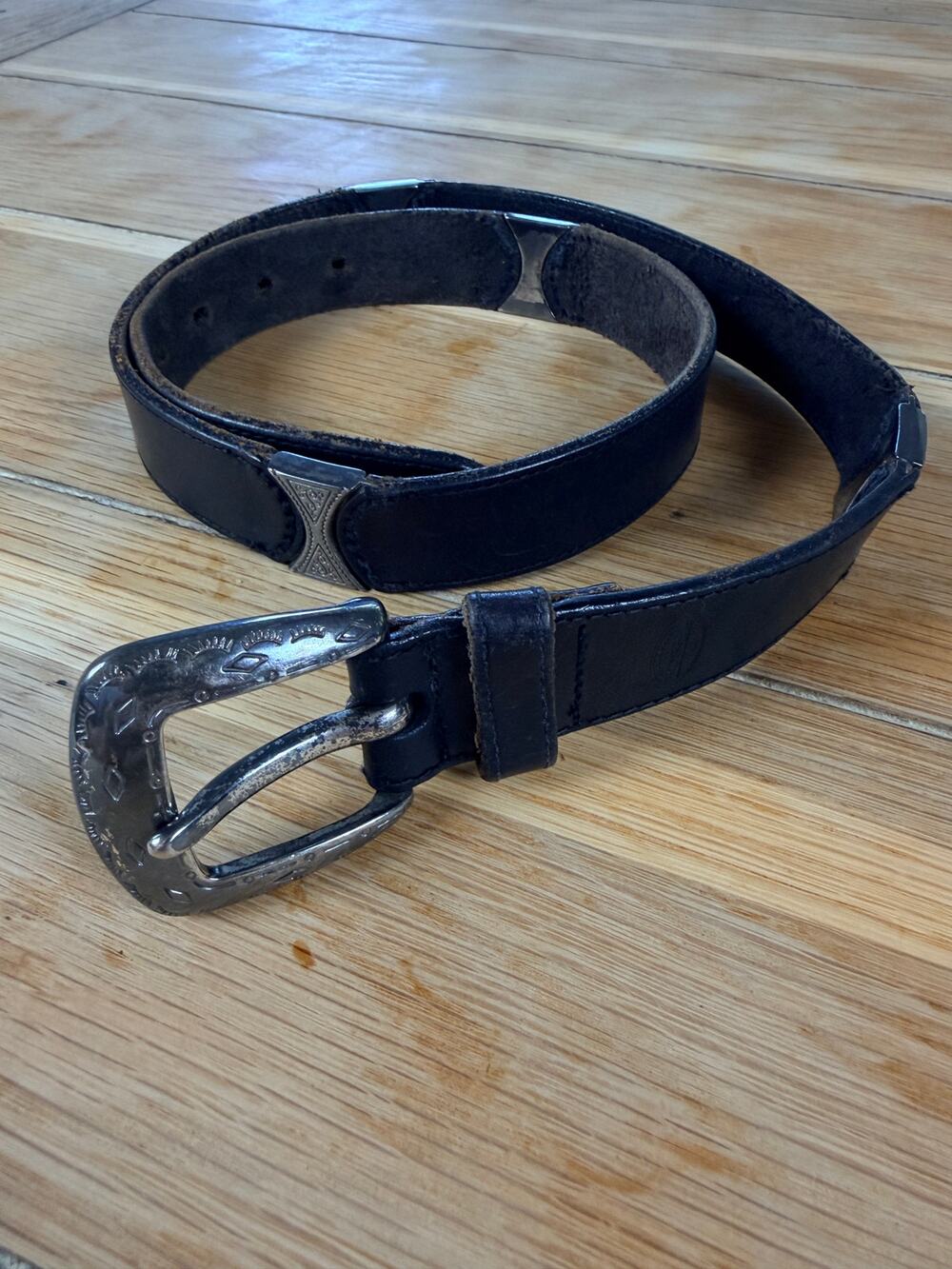 Fossil Black Leather Western Belt Size L Ornate Silver Buckle 40.5" Y2K